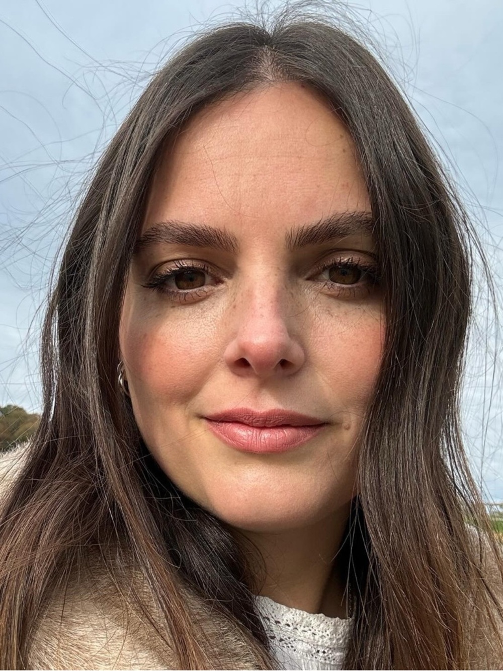 Meet your Posher, Rebeca